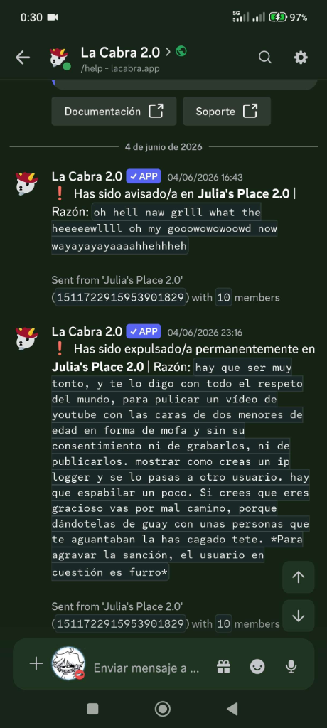 Captura del bot La Cabra 2.0 mostrando el ban permanente de MateAG en Julia's Place 2.0 por publicar video con caras de menores sin consentimiento